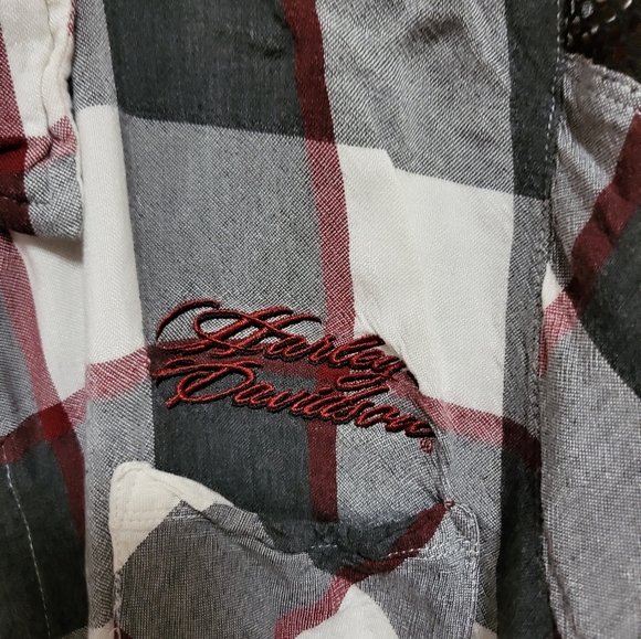 Harley Davidson button up shirt - Picture 2 of 4